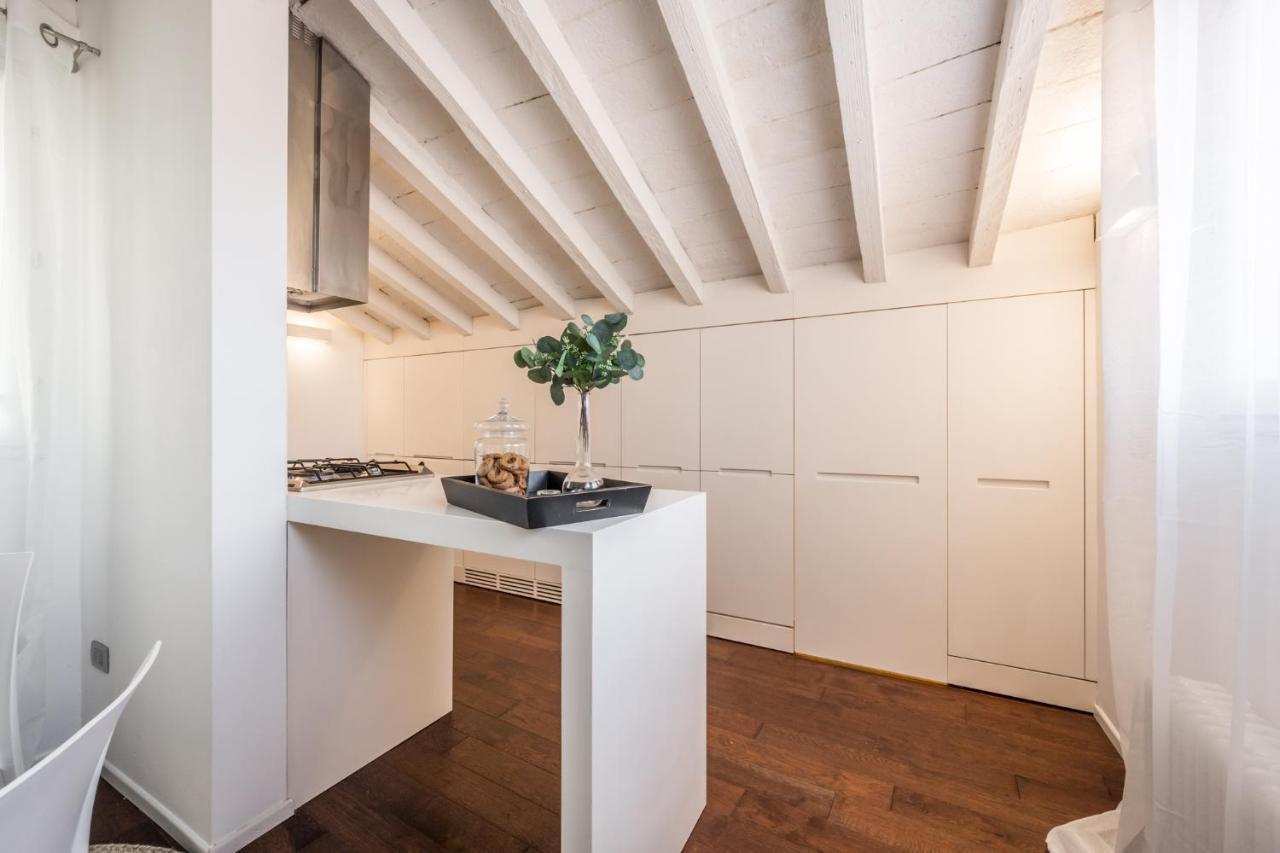 Emilia Suite Urban Modena Ngoại thất bức ảnh